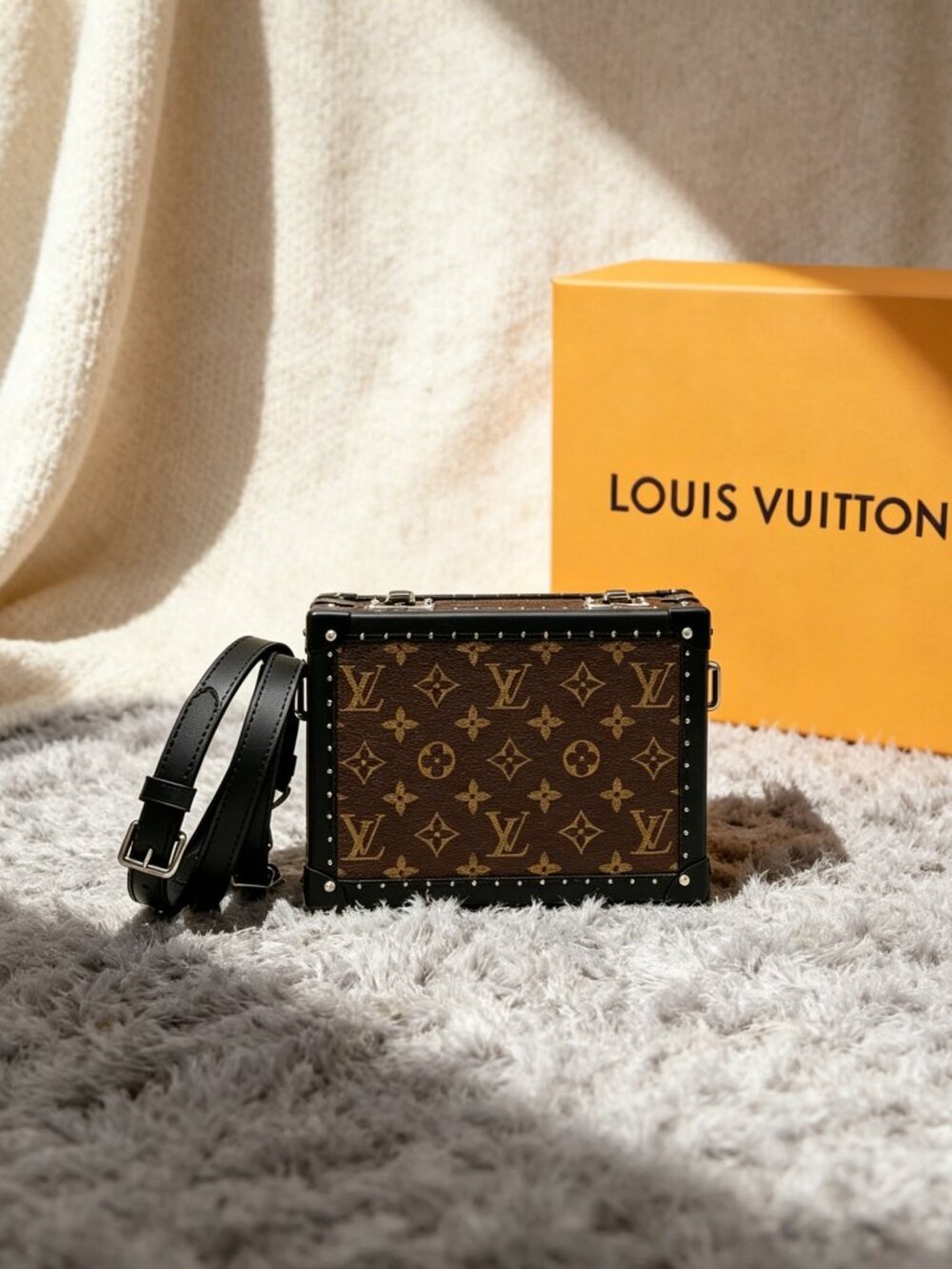 Louis Vuitton Clutch Box Monogram Macassar